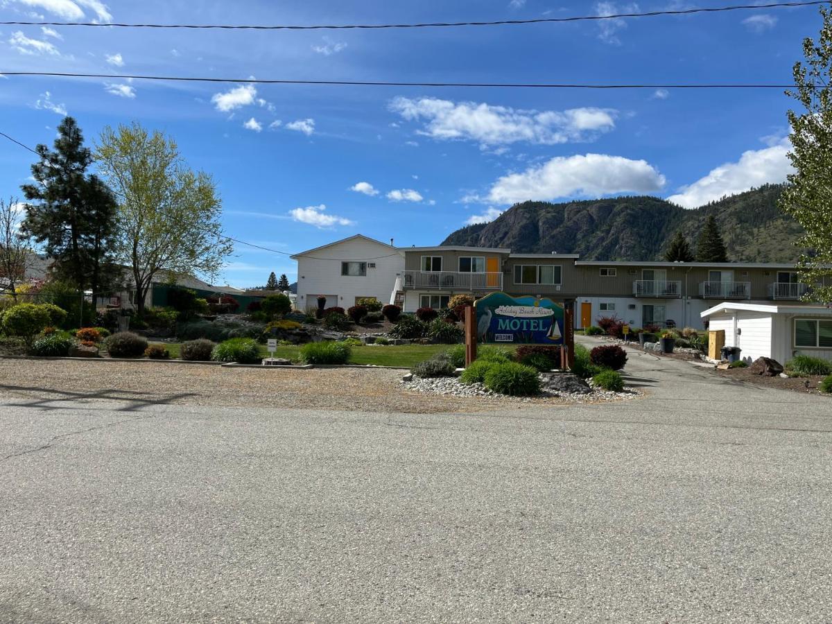 Holiday Beach Resort Motel Okanagan Falls Eksteriør bilde